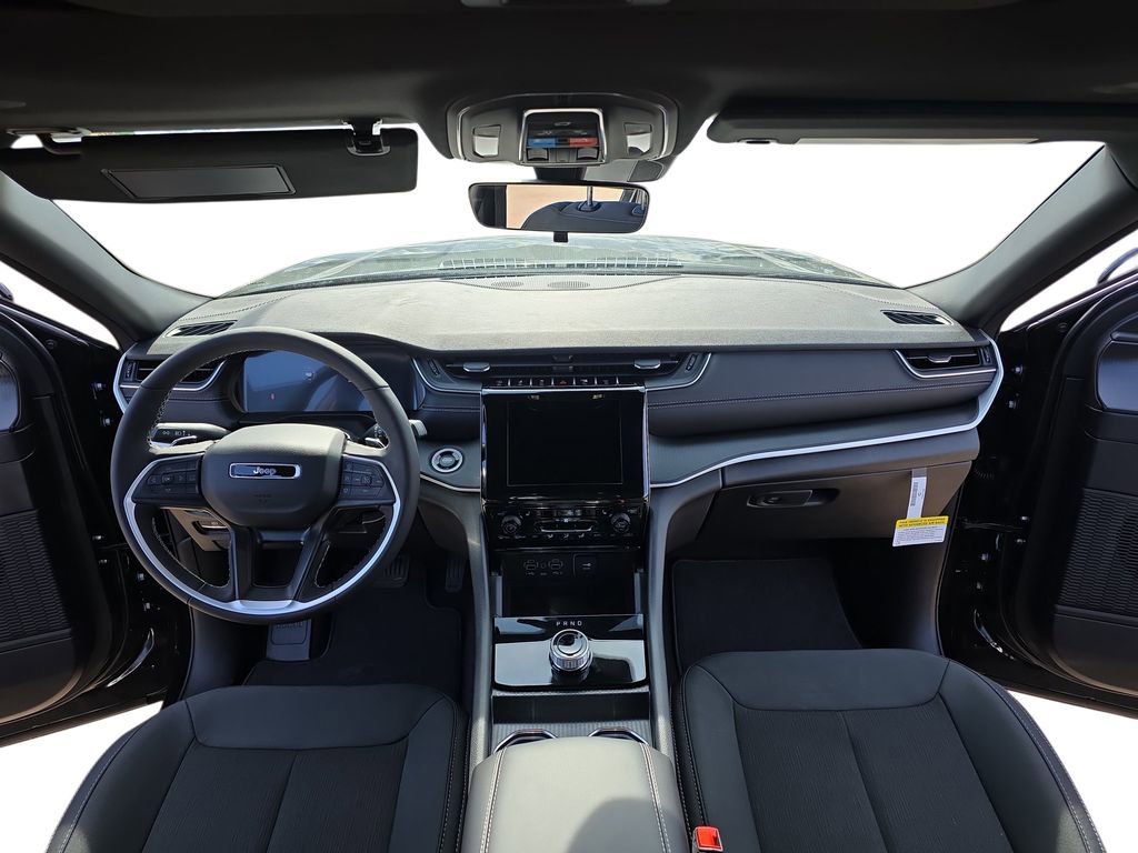 New 2026 Jeep Grand Cherokee L 4WD image 9