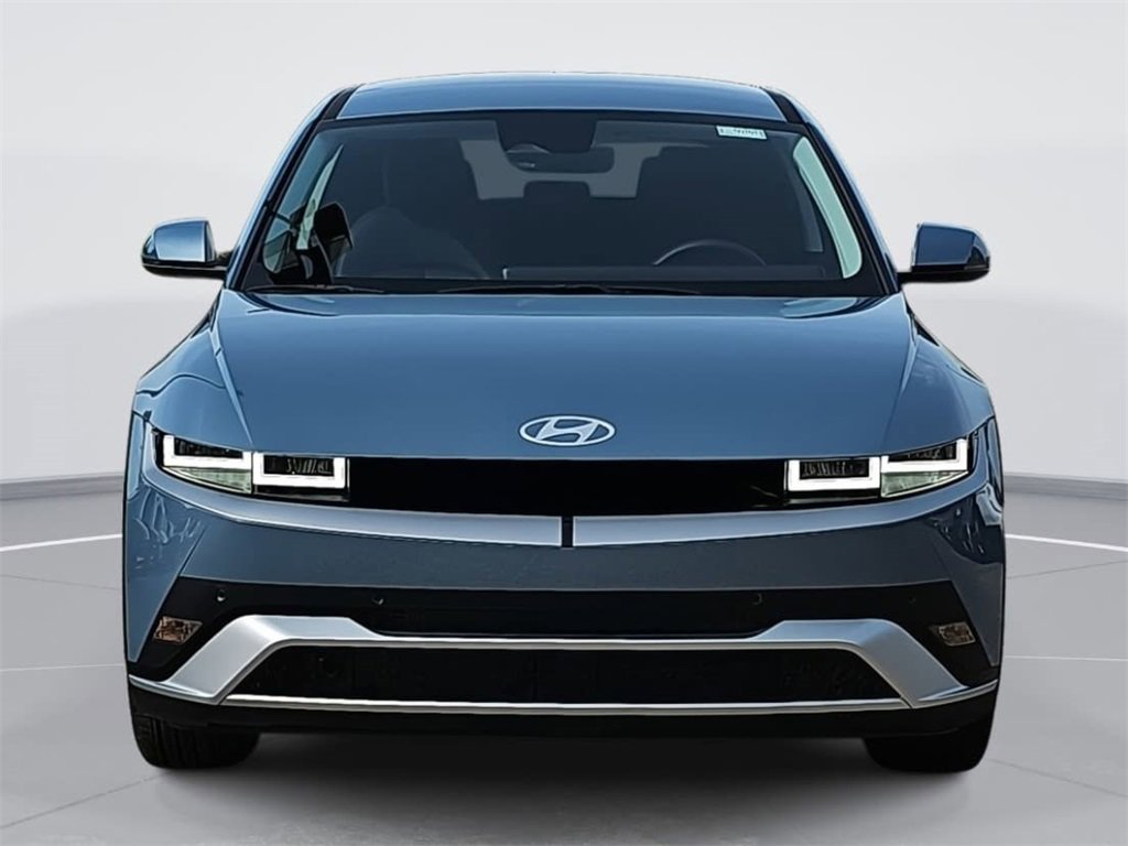 New 2026 Hyundai Ioniq 5 SEL image 2