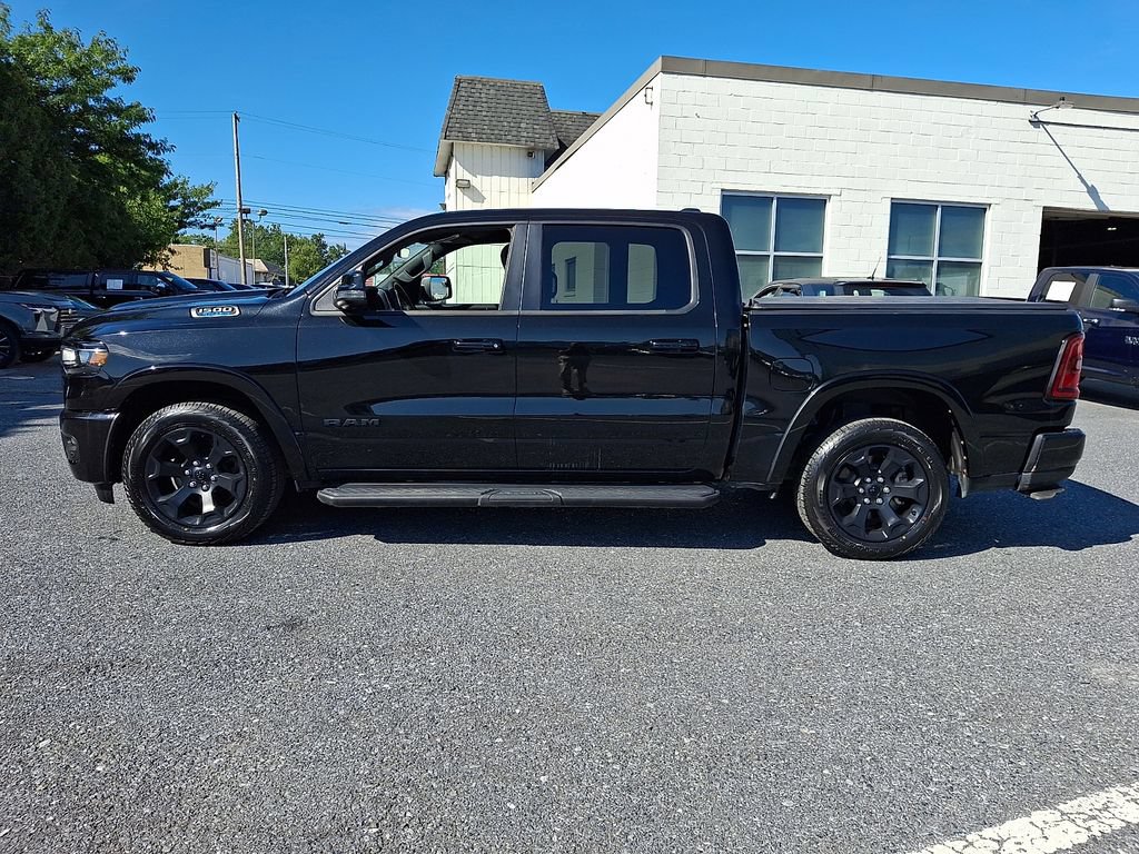 Used 2025 RAM 1500 Big Horn AWD/4WD image 8