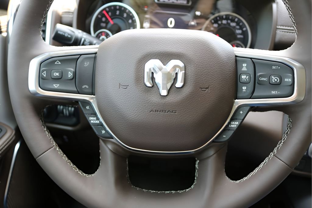 Used 2026 RAM 1500 Laramie AWD/4WD image 19