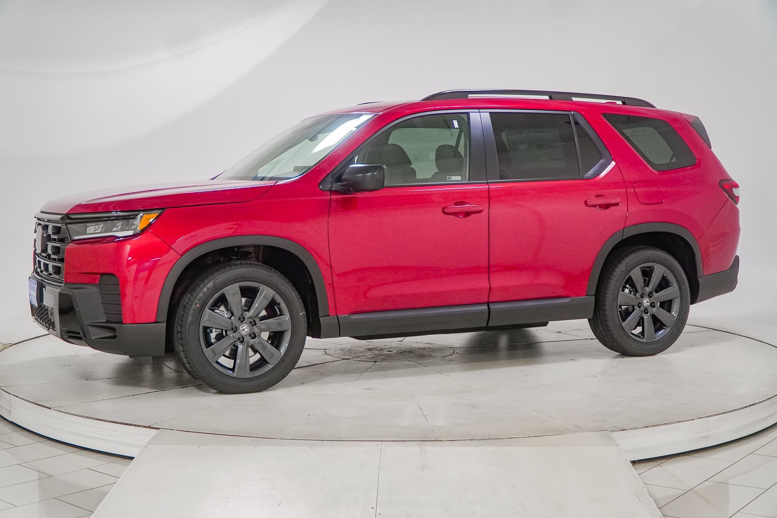 New 2026 Honda Pilot Sport image 5