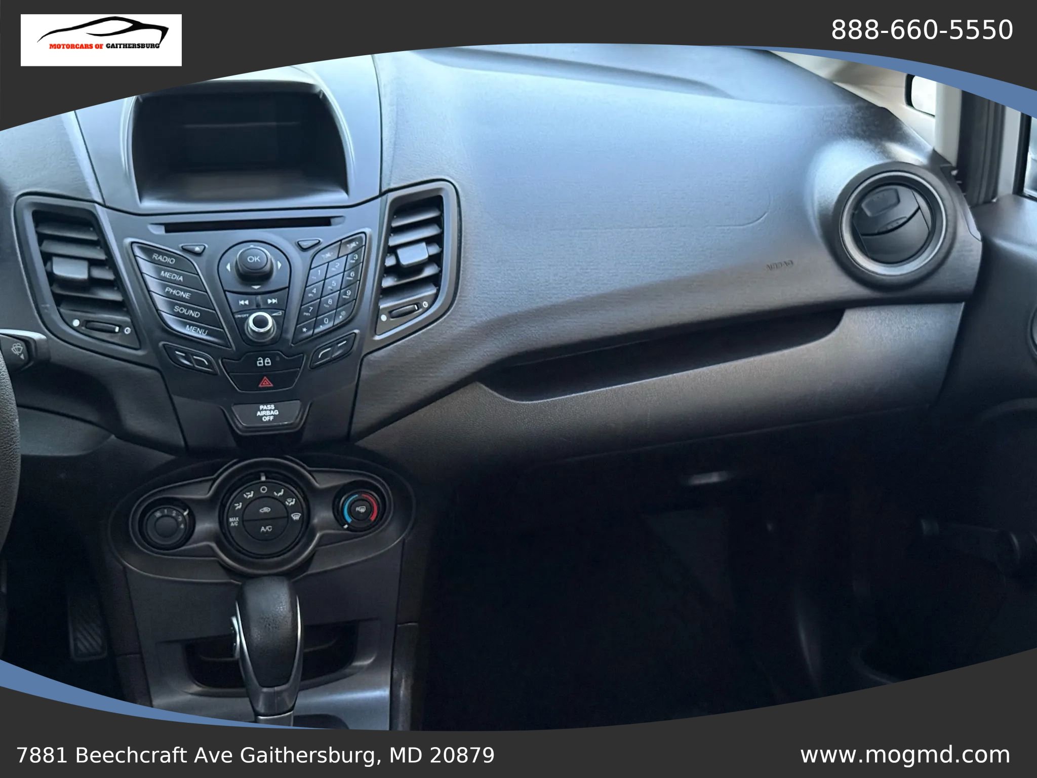 Used 2015 Ford Fiesta S image 27