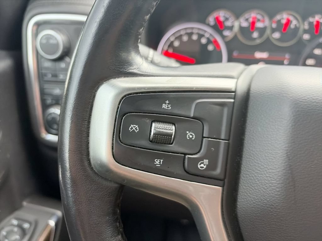 Used 2021 Chevrolet Silverado 1500 LT AWD/4WD image 23
