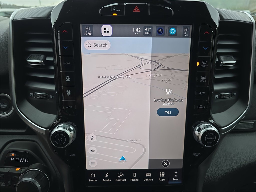 New 2026 RAM 1500 4x4 Crew Cab image 23