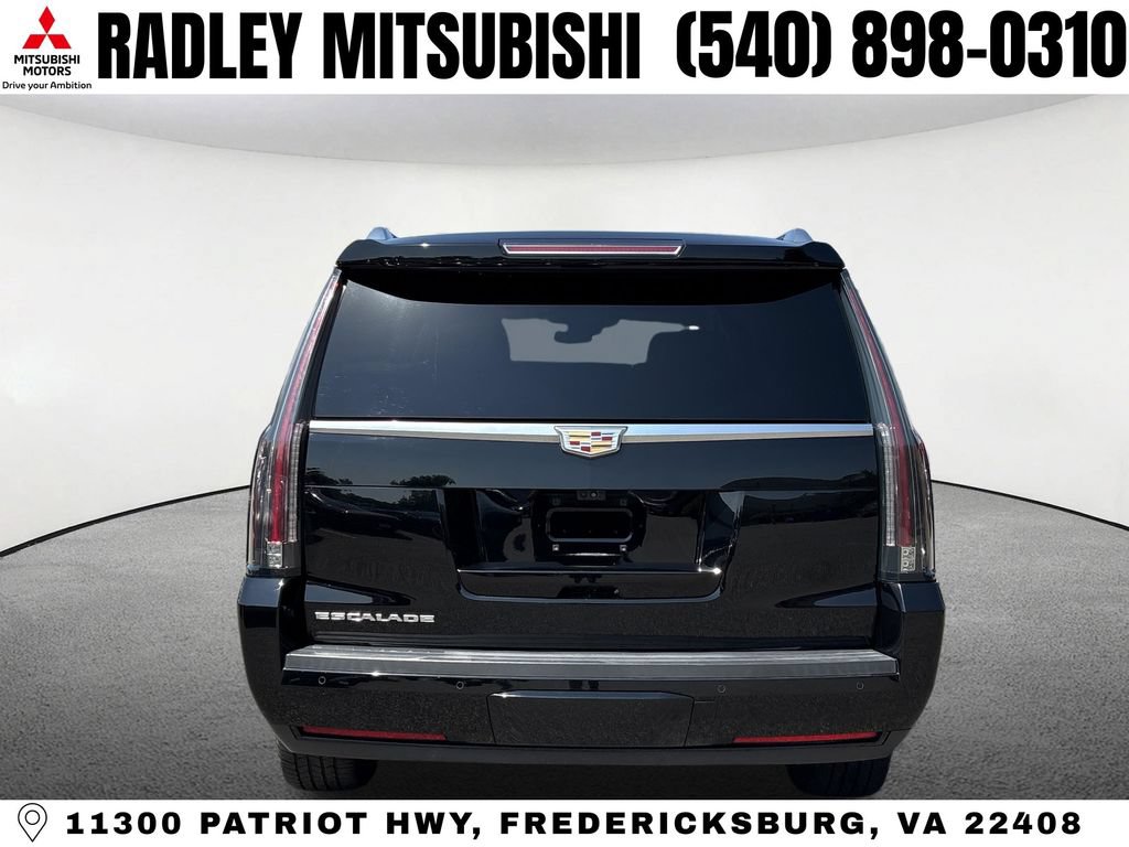 Used 2017 Cadillac Escalade ESV Luxury AWD/4WD image 18