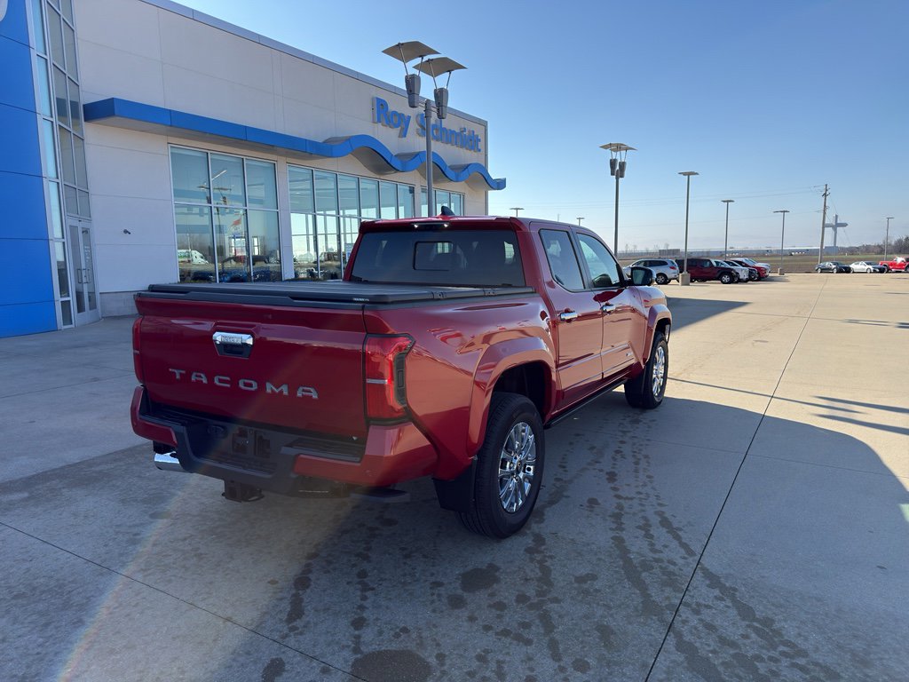Used 2024 Toyota Tacoma Limited w/ Limited Package (LT) AWD/4WD image 5