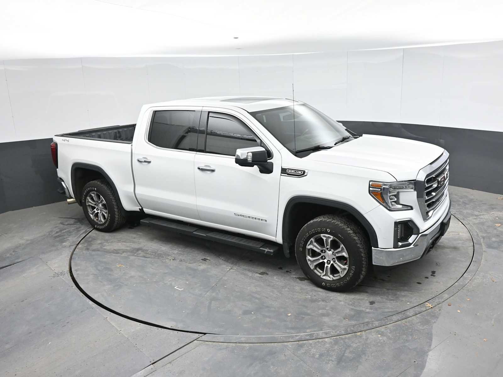 Used 2019 GMC Sierra 1500 SLT w/ SLT Convenience Package AWD/4WD image 19