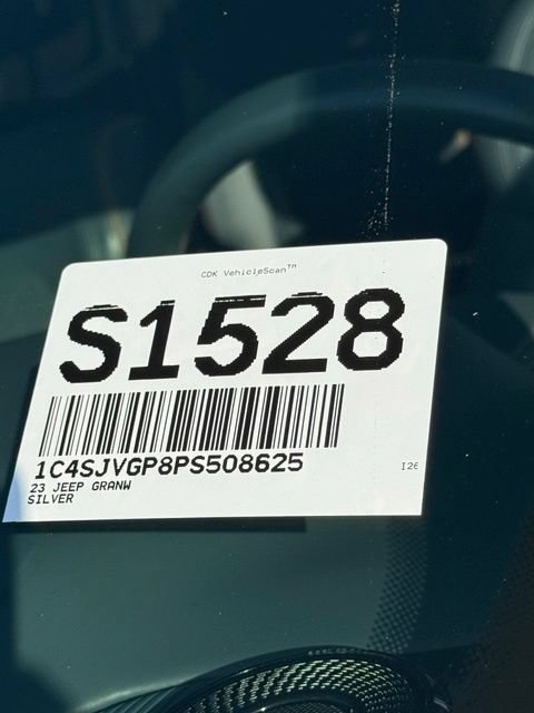 Used 2023 Jeep Grand Wagoneer Series III AWD/4WD image 35