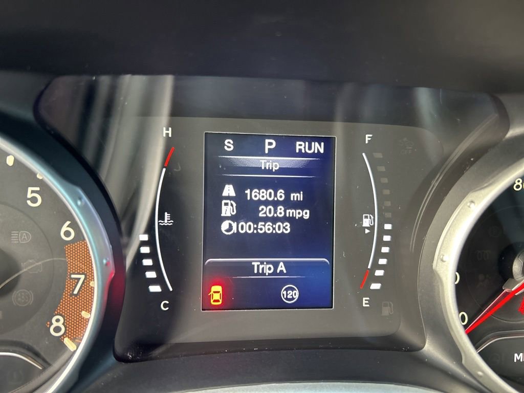 Used 2019 Jeep Compass Latitude FWD image 41