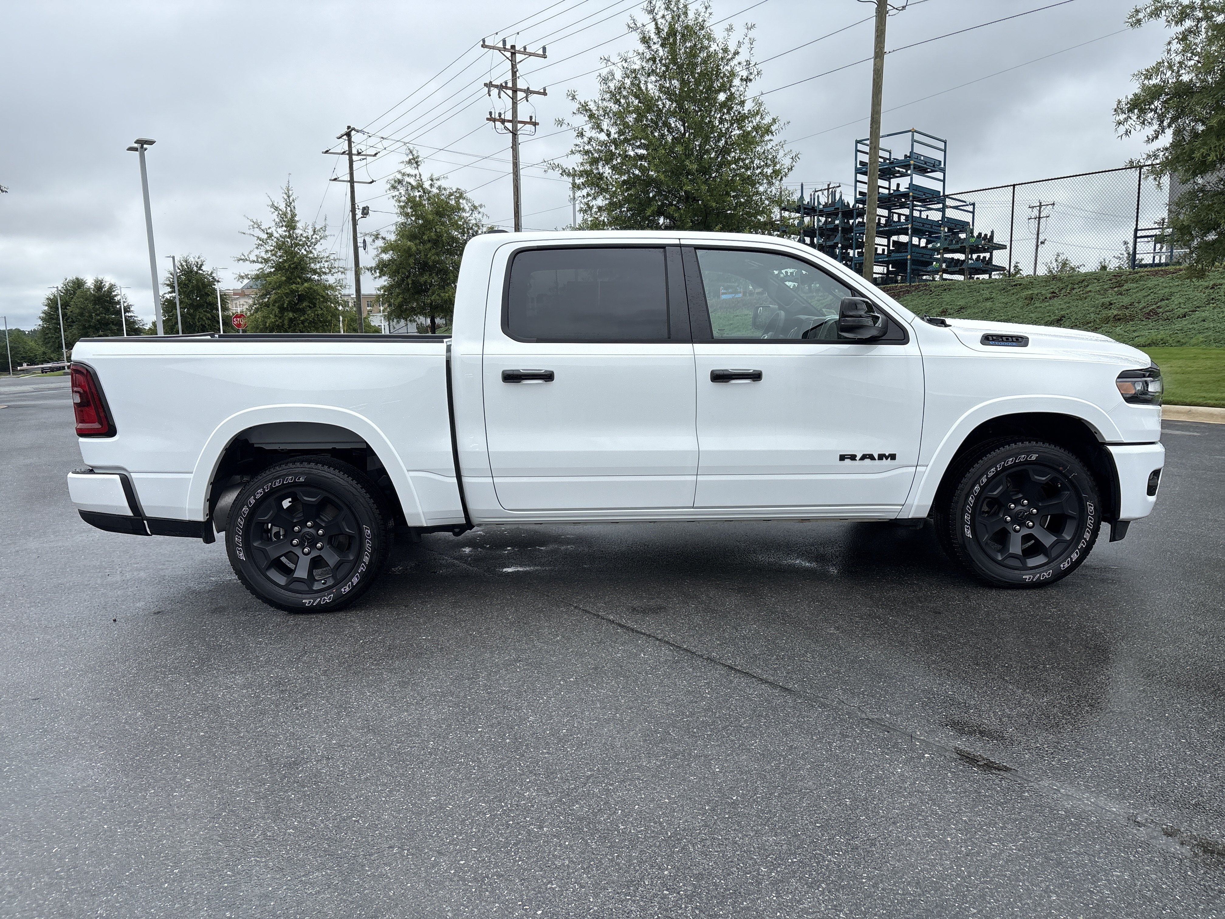Certified 2025 RAM 1500 Big Horn w/ Night Edition AWD/4WD image 10