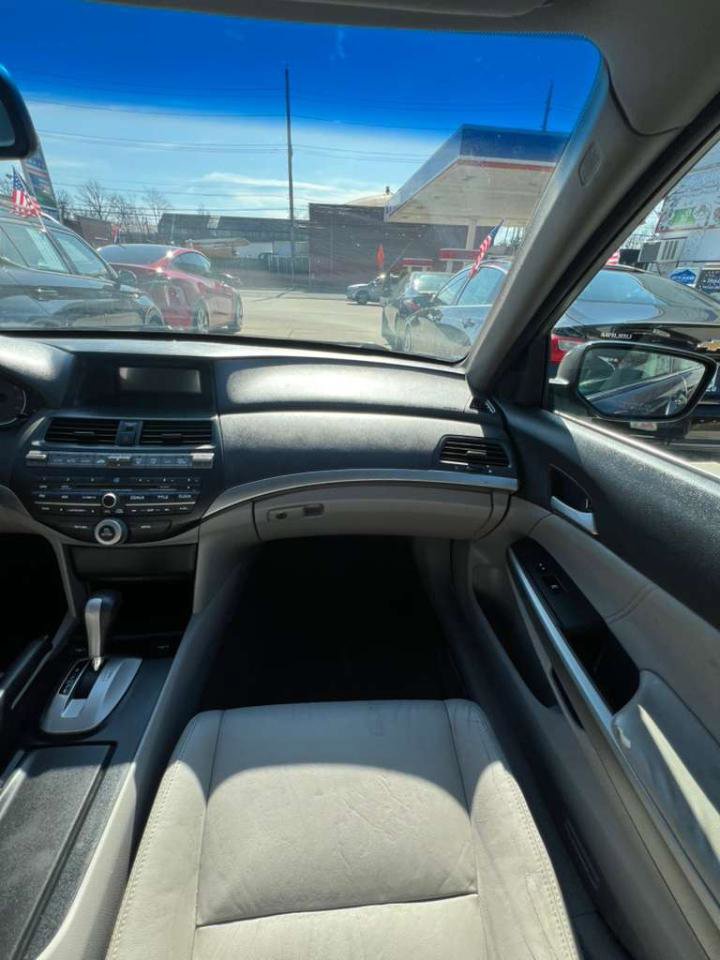 Used 2010 Honda Accord EX-L image 22