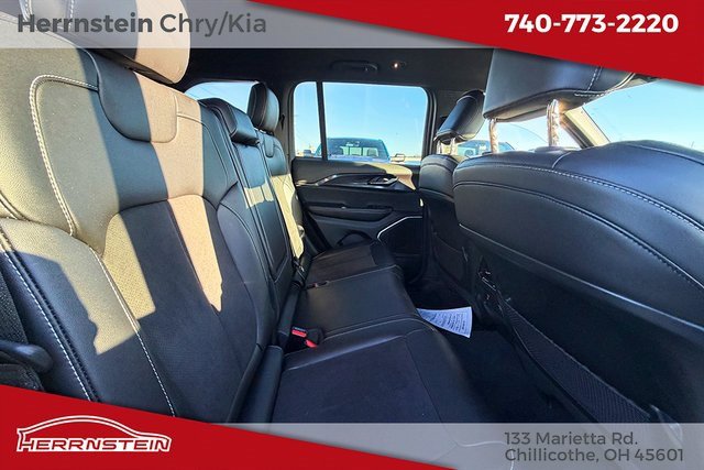 Used 2022 Jeep Grand Cherokee Altitude image 26