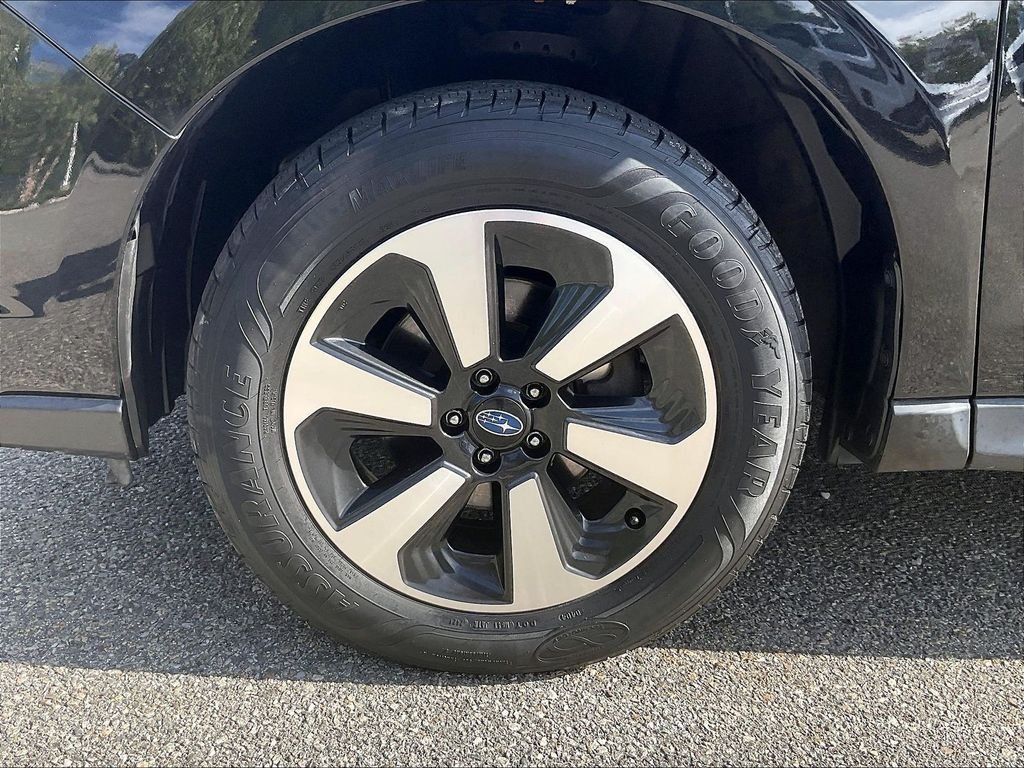 Used 2018 Subaru Forester 2.5i Premium w/ All-Weather Package AWD/4WD image 7