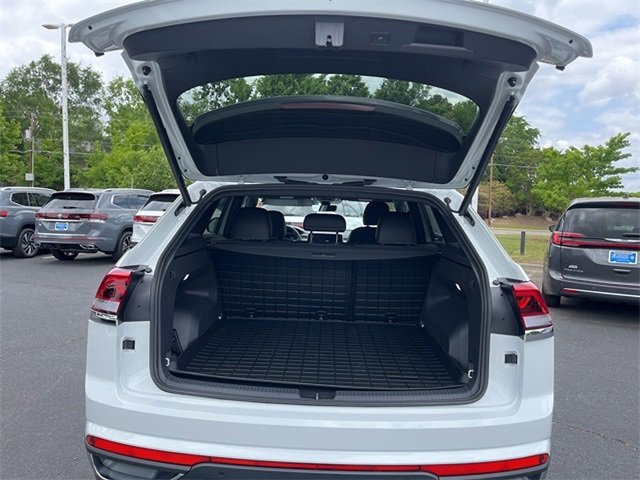 New 2025 Volkswagen Atlas Cross Sport SE image 25