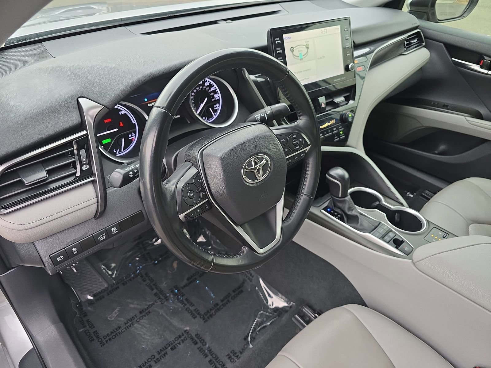Used 2022 Toyota Camry XLE image 19