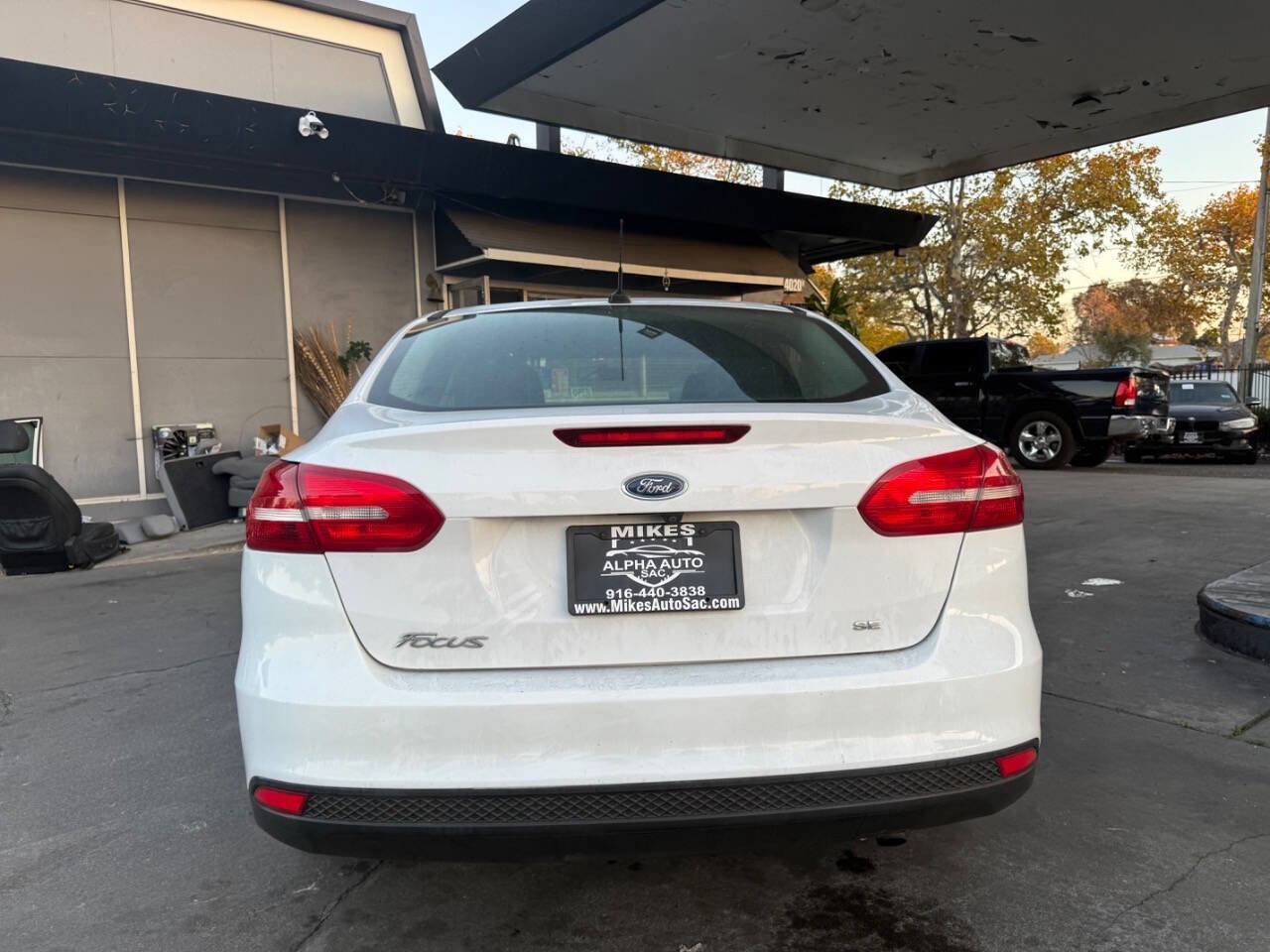 Used 2018 Ford Focus SE image 16