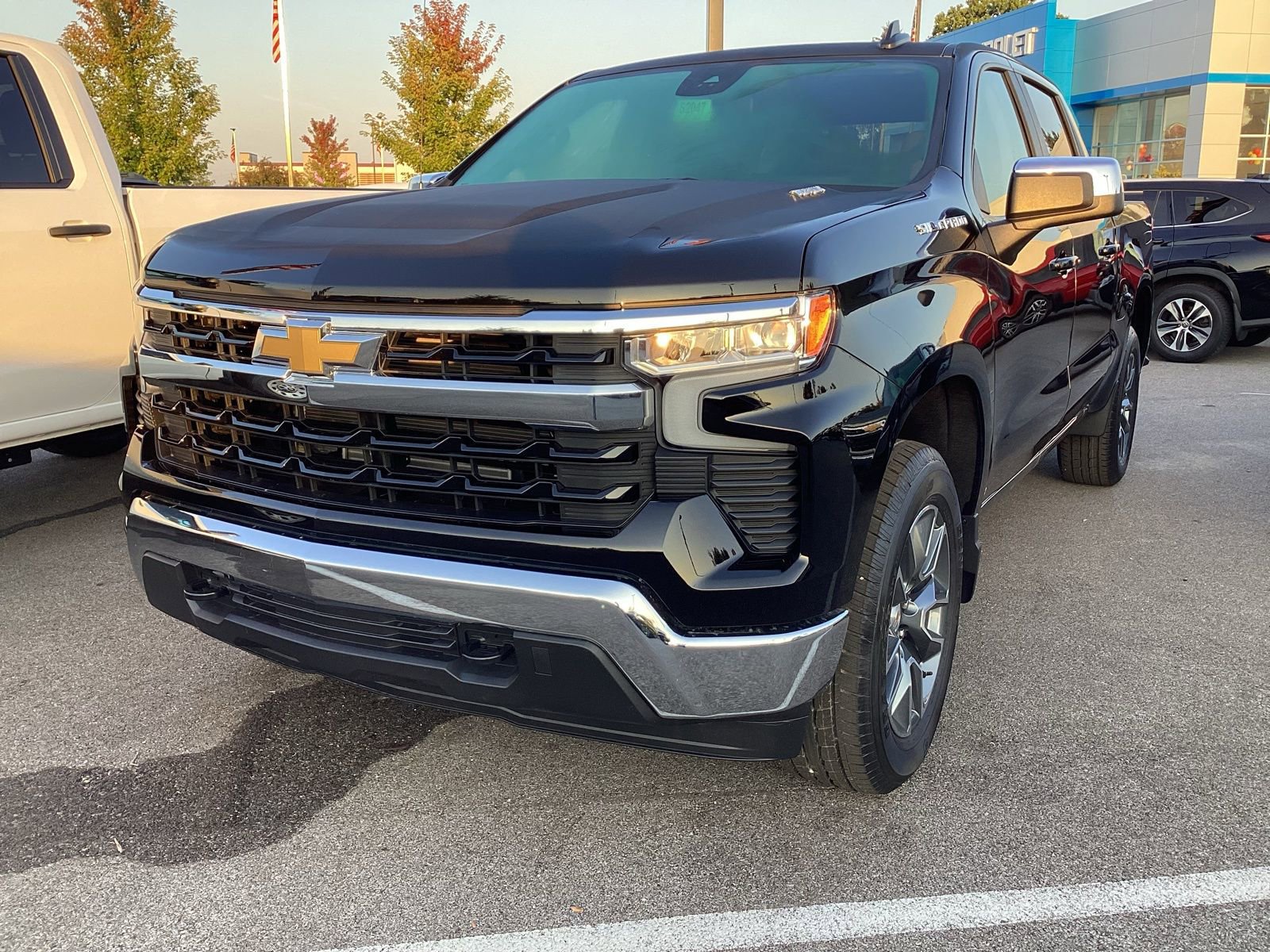 New 2026 Chevrolet Silverado 1500 LT image 2