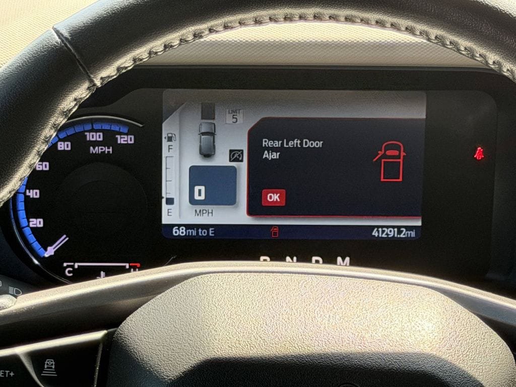 Used 2023 Ford Bronco Wildtrak AWD/4WD image 16