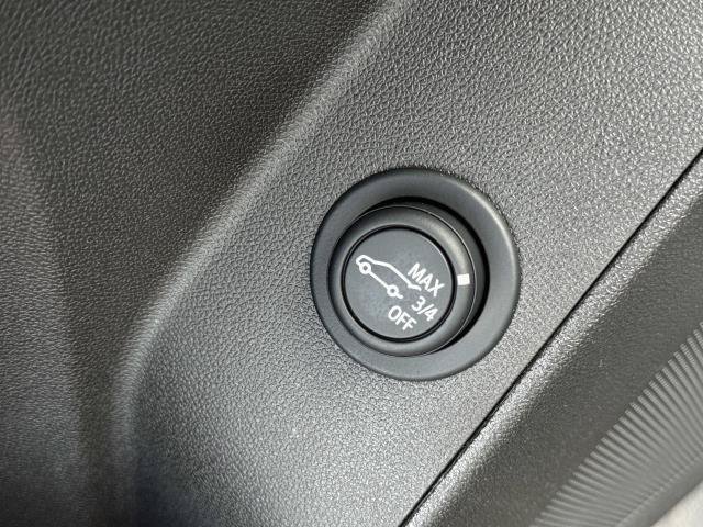 Used 2024 Chevrolet Equinox LT FWD image 8