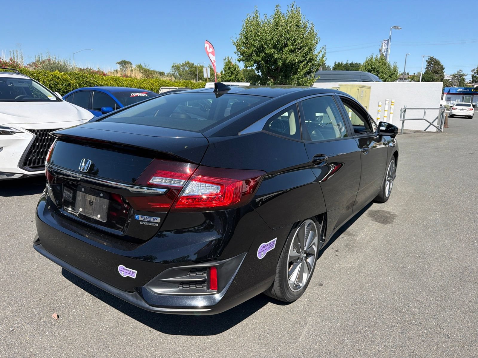 Used 2018 Honda Clarity Touring image 4