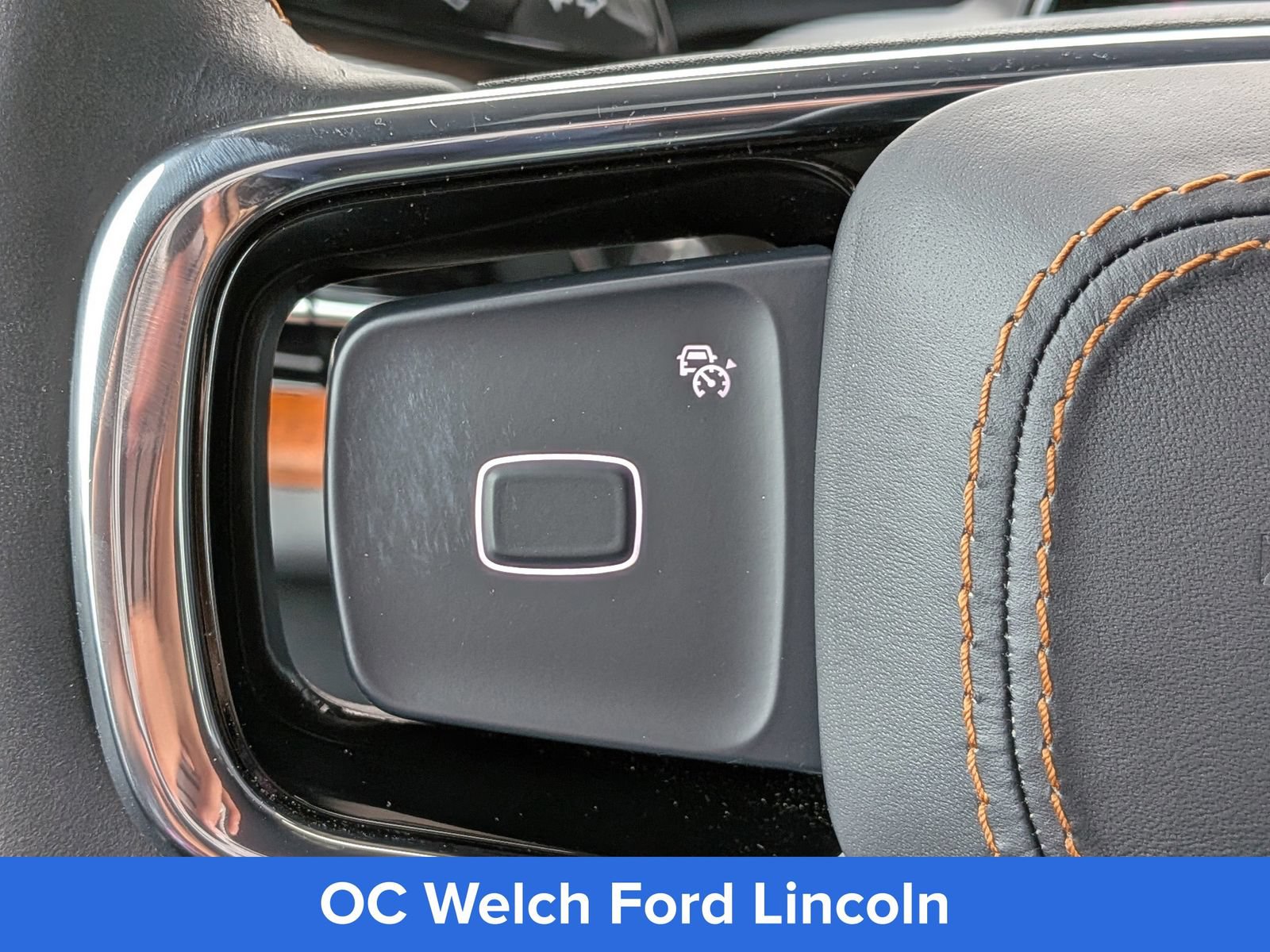 Certified 2025 Lincoln Navigator Black Label AWD/4WD image 32