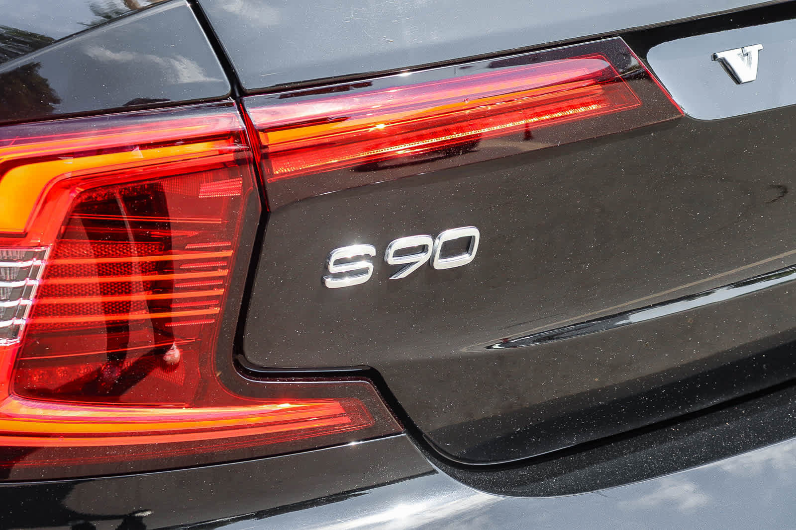 Used 2023 Volvo S90 B6 Plus AWD/4WD image 10