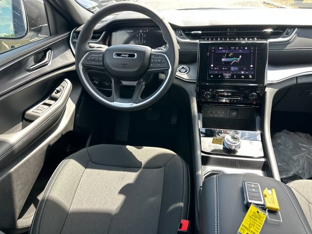 New 2026 Jeep Grand Cherokee L Laredo AWD/4WD image 15