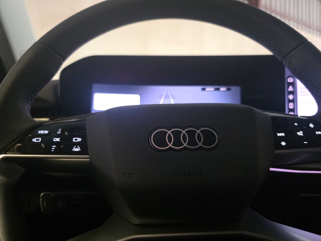 Certified 2026 Audi Q3 quattro 2.0T AWD/4WD image 25