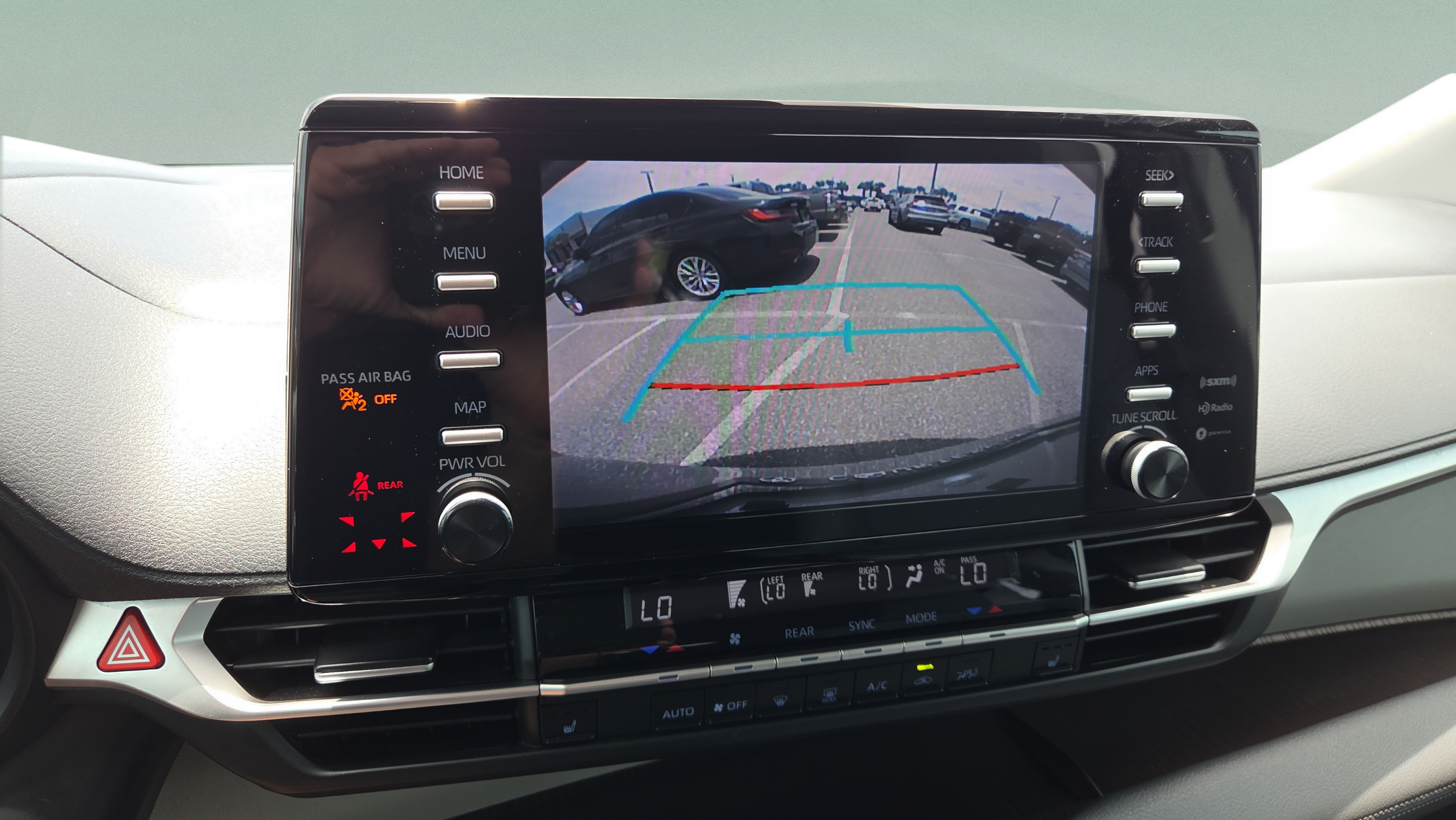 Certified 2021 Toyota Sienna XLE FWD image 20
