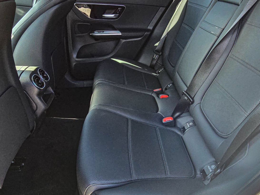 New 2026 Mercedes-Benz GLC 300 4MATIC image 28