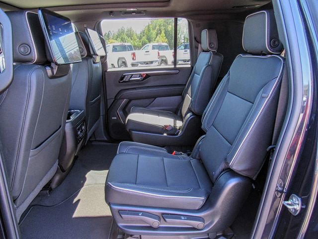 New 2026 Chevrolet Suburban Premier RWD image 18