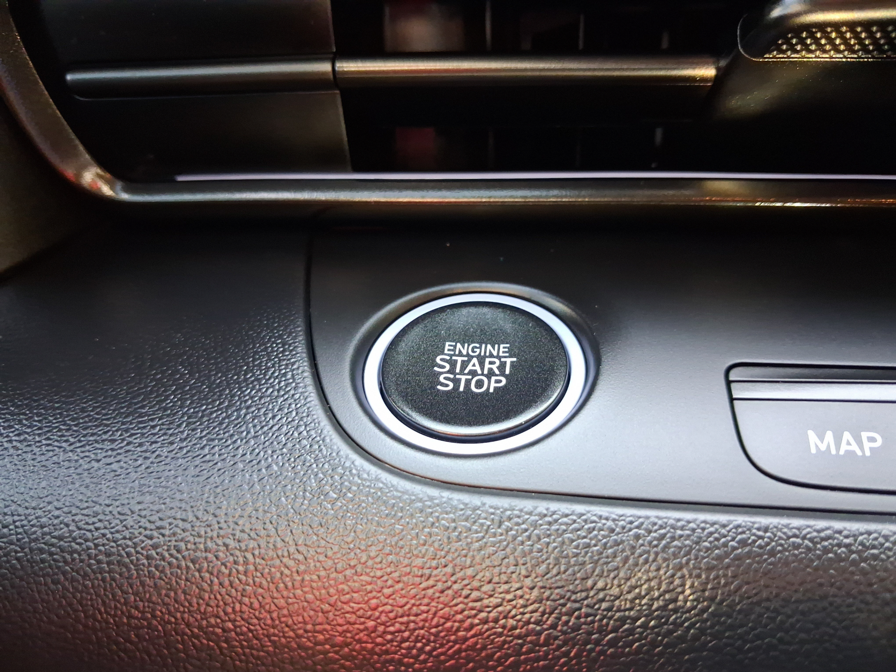 Used 2025 Hyundai Elantra N FWD image 15