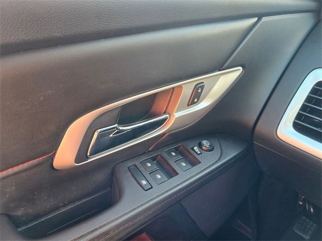 Used 2017 GMC Terrain SLE image 13