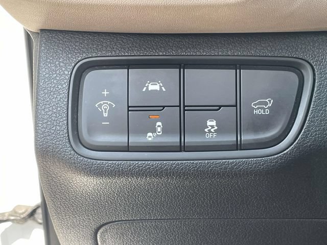 Used 2019 Hyundai Santa Fe FWD image 18