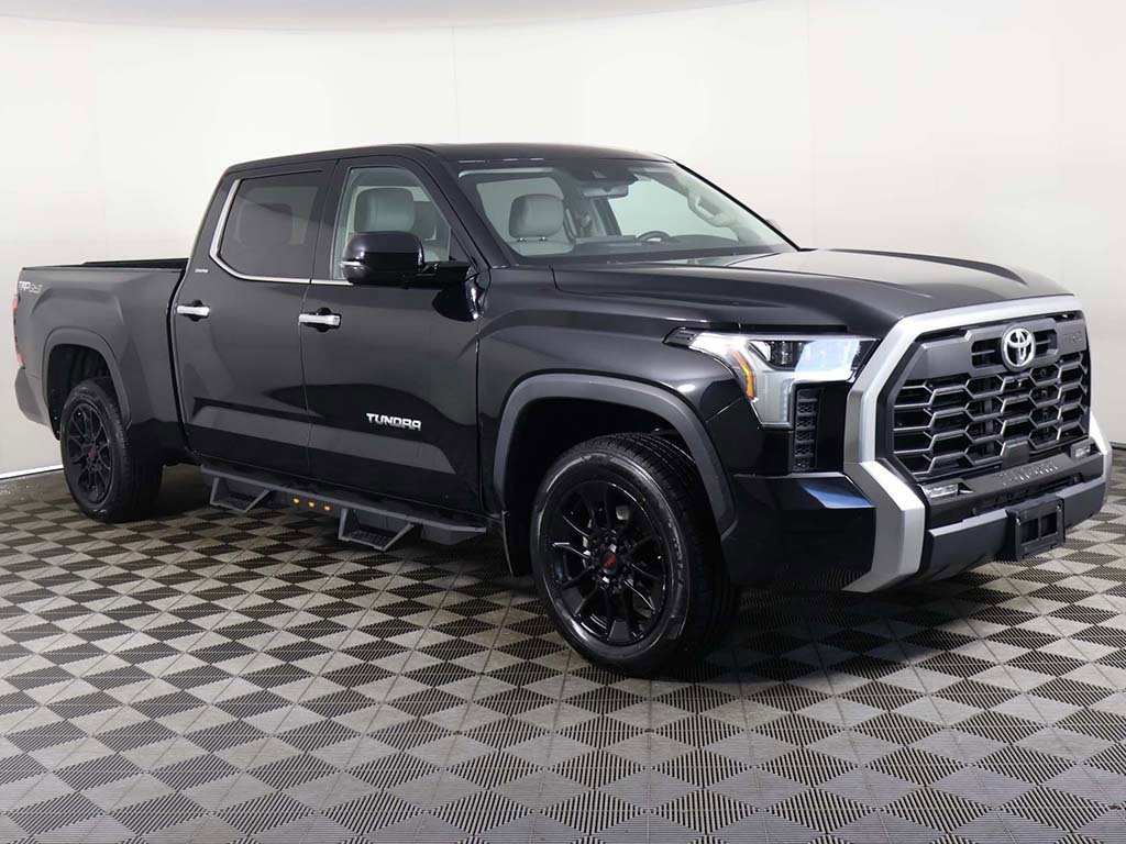 Used 2022 Toyota Tundra Limited w/ TRD Off-Road Package image 2