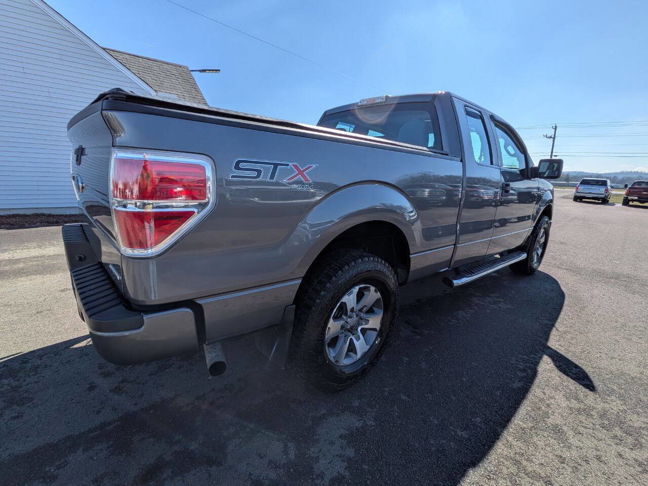 Used 2014 Ford F150 STX w/ Equipment Group 201A Mid image 8