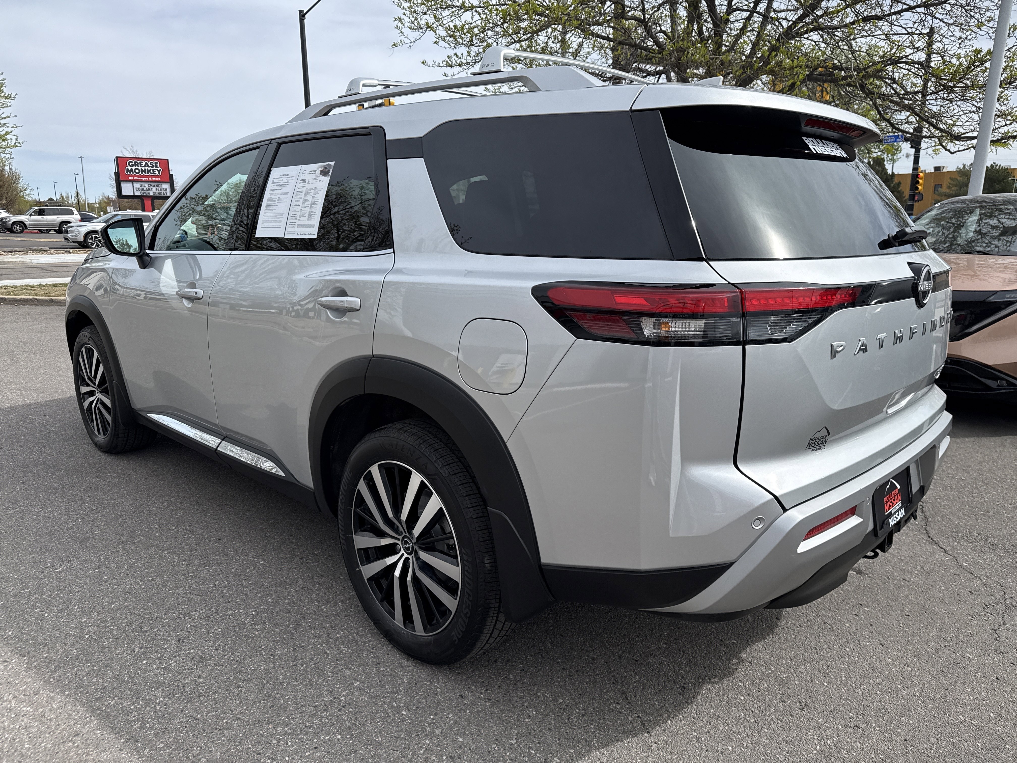 Certified 2024 Nissan Pathfinder Platinum w/ Cargo Package AWD/4WD image 6