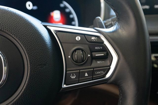 Used 2023 Acura MDX SH-AWD w/ Advance Package image 25