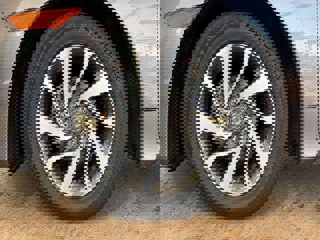 Used 2016 Honda Civic EX image 10