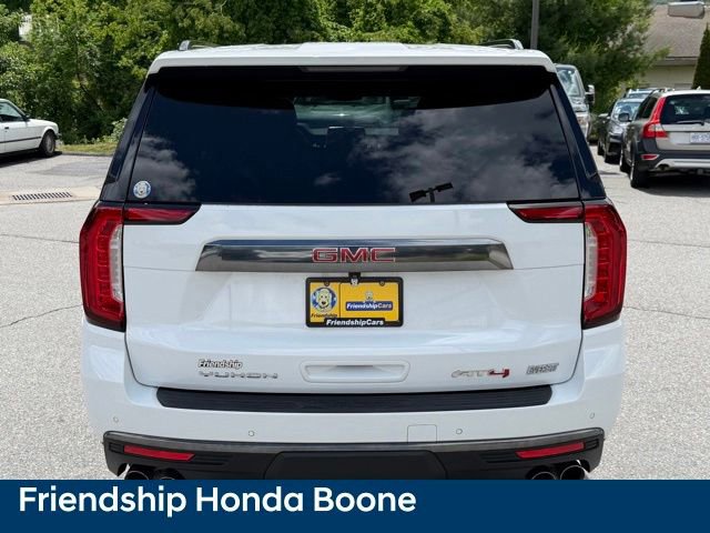 Used 2022 GMC Yukon XL AT4 w/ Technology Package AWD/4WD image 6