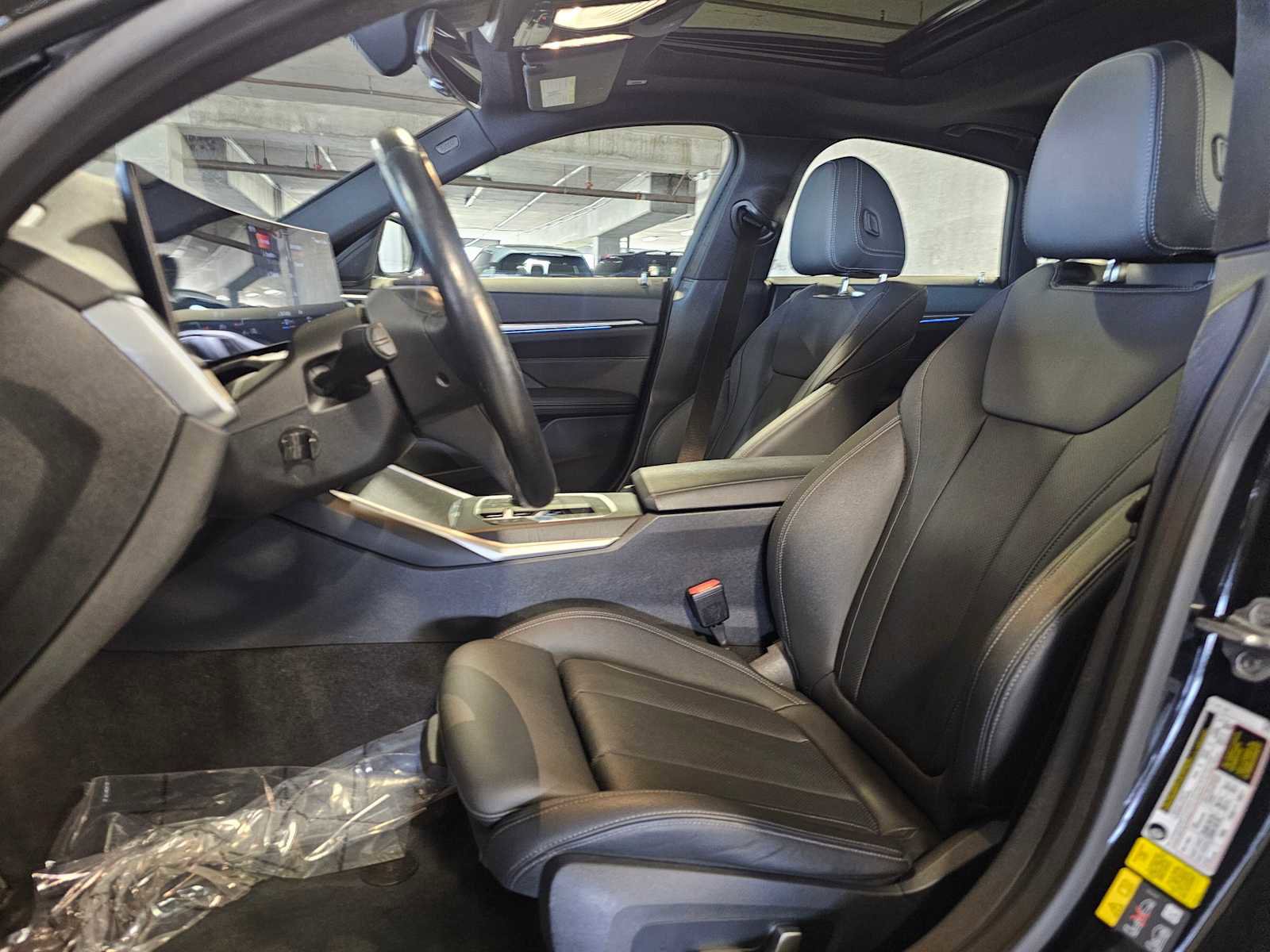 Used 2023 BMW i4 eDrive35 w/ Premium Package image 33