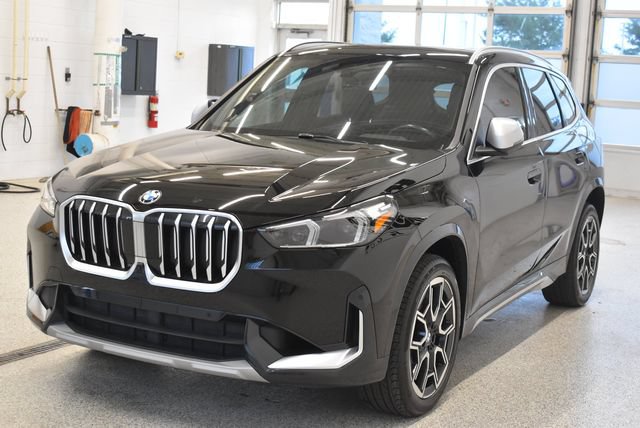 Used 2023 BMW X1 xDrive28i w/ Premium Package AWD/4WD image 9