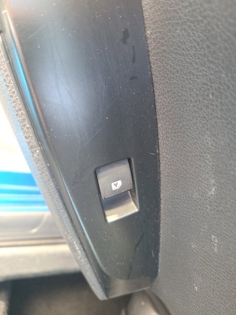 Used 2019 Toyota Camry LE image 15