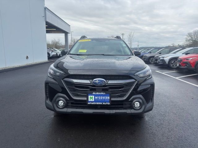Certified 2025 Subaru Outback Premium AWD/4WD image 3