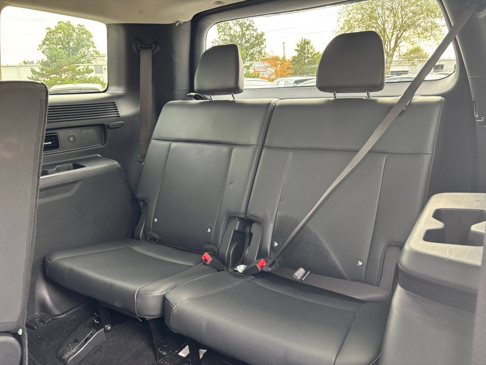 Used 2026 Hyundai Santa Fe SEL FWD image 31