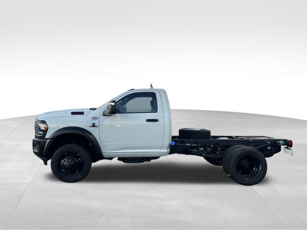 New 2024 RAM 5500 Tradesman w/ Safety Group AWD/4WD video 2