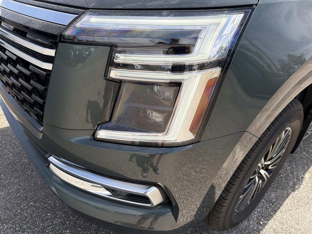 New 2026 Nissan Armada Platinum image 10