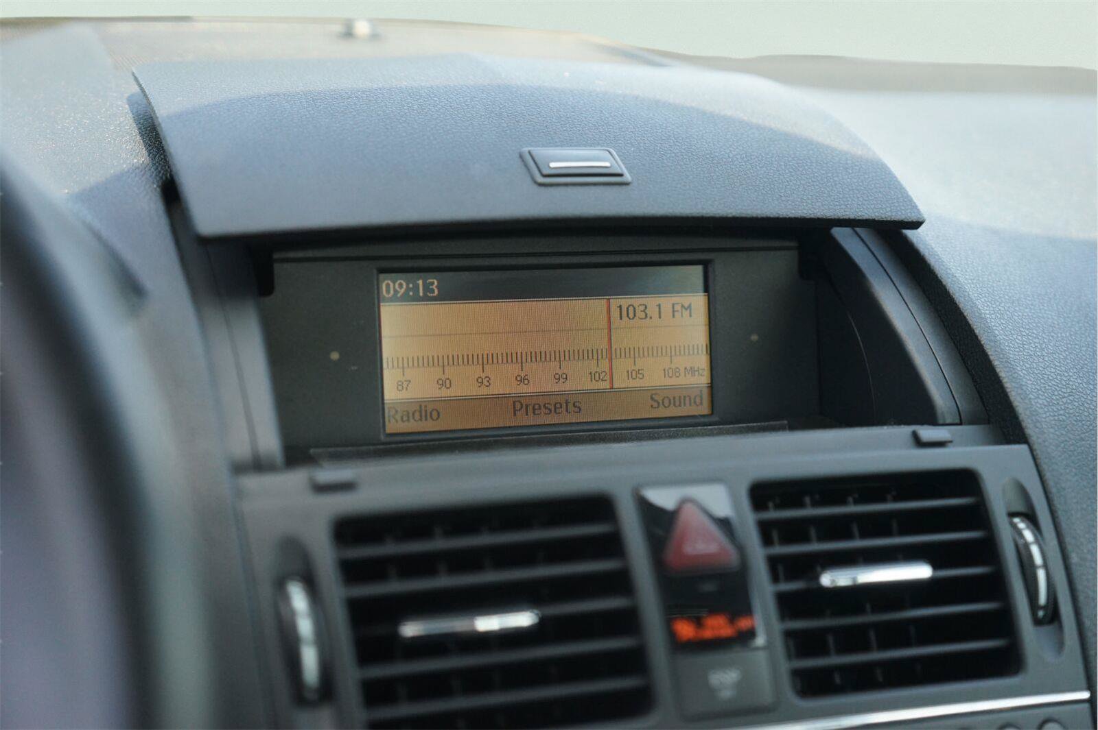Used 2008 Mercedes-Benz C 300 Sedan image 28