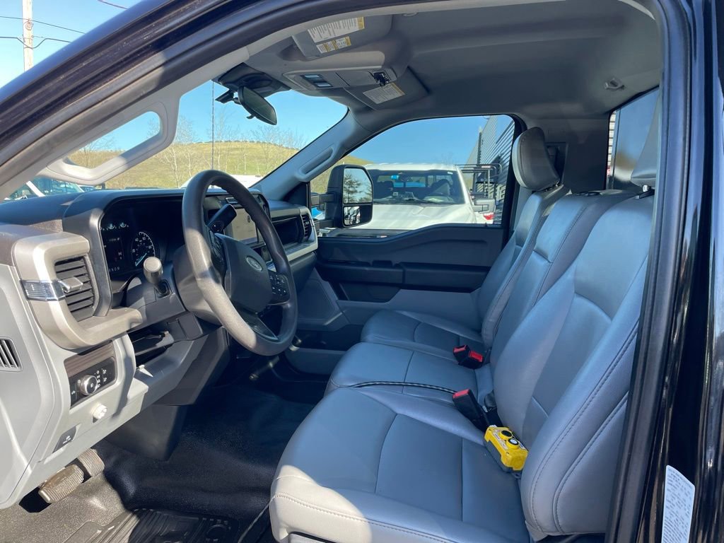 Used 2024 Ford F350 XL w/ Snow Plow Prep Package image 9