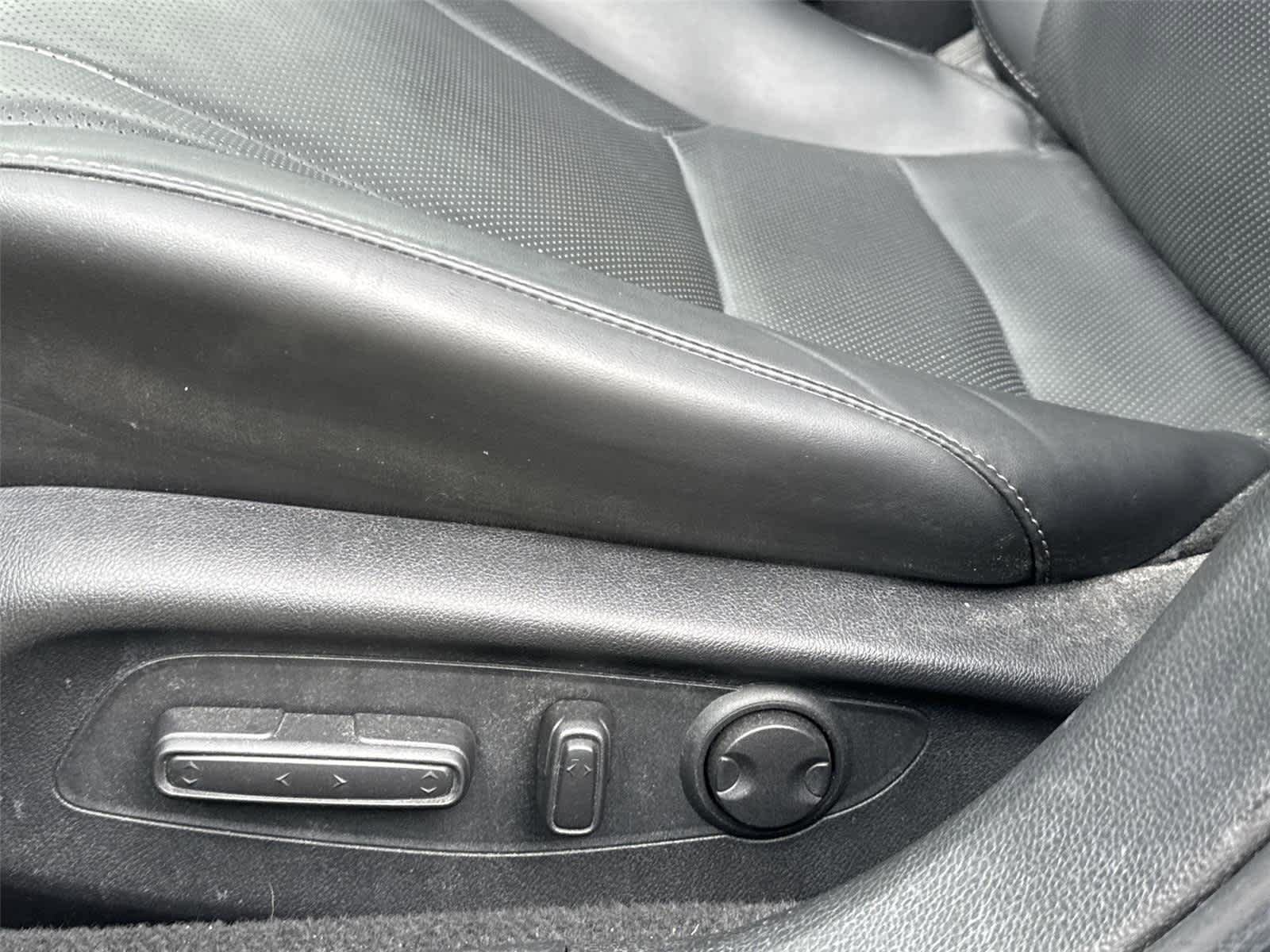 Used 2023 Honda Accord Touring image 13